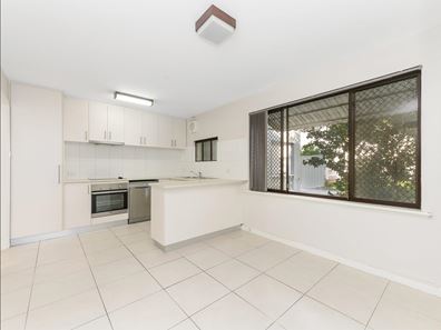 1/122 Labouchere Road, South Perth WA 6151
