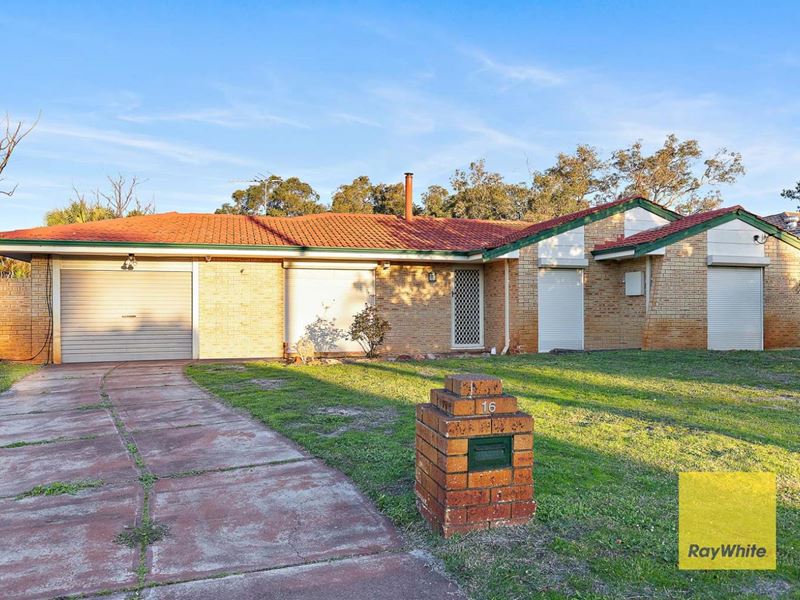 16 Shillington Way, Thornlie WA 6108