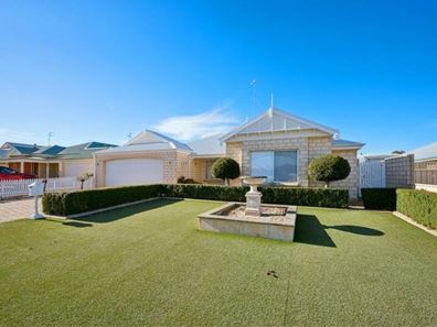 7 Brouwer Trail, Dudley Park WA 6210
