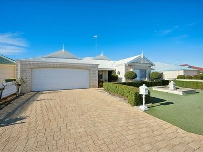 7 Brouwer Trail, Dudley Park WA 6210