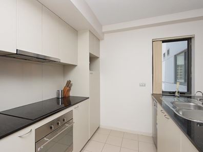 32/188 Adelaide Terrace, East Perth WA 6004