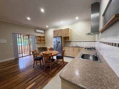 4/26 The Crescent, Midland WA 6056