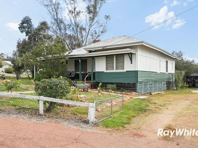 2 Duke Street, Toodyay WA 6566