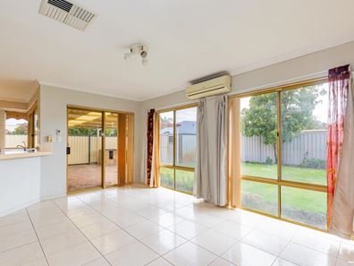 21 Bellbird Avenue, Huntingdale WA 6110
