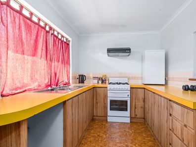 176A Hare Street, Lamington WA 6430