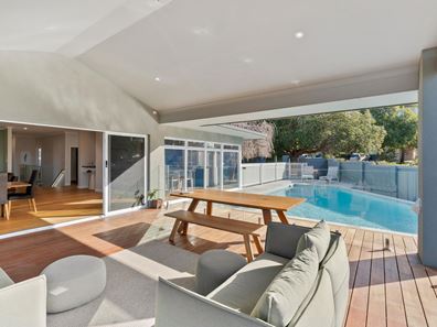 21 Polglass Way, Ardross WA 6153