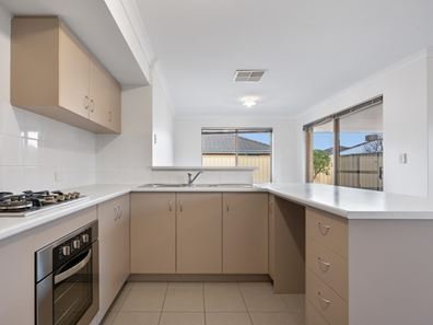14 Lapwing Approach, Harrisdale WA 6112