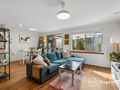 2/84 Millcrest Street, Scarborough WA 6019