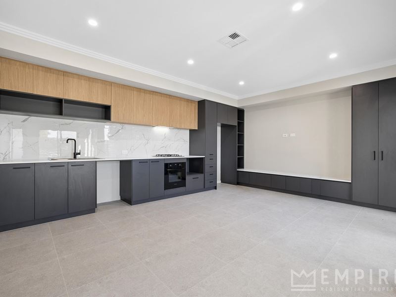 10A Waverley Road, Coolbellup WA 6163