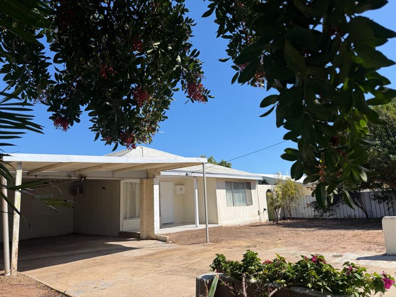 37 Ainsworth Street, Geraldton WA 6530