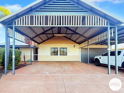 20 Koolinda Parade, Baynton WA 6714