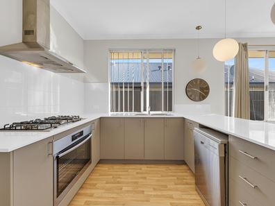 20 Whinhill Loop, Baldivis WA 6171