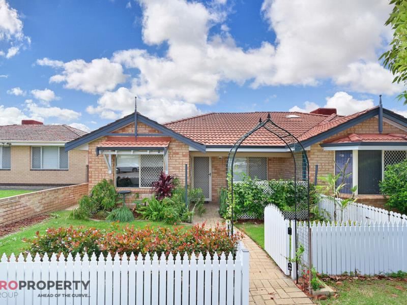 1/5 Edwards Crescent, Redcliffe WA 6104