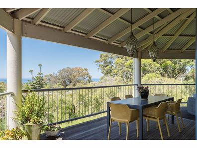 24 Ella Gladstone Drive, Eagle Bay WA 6281