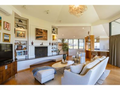 24 Ella Gladstone Drive, Eagle Bay WA 6281