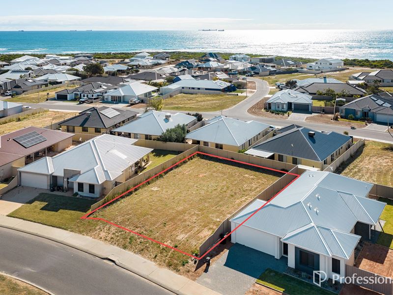 8 Poseidon Way, Glenfield WA 6532