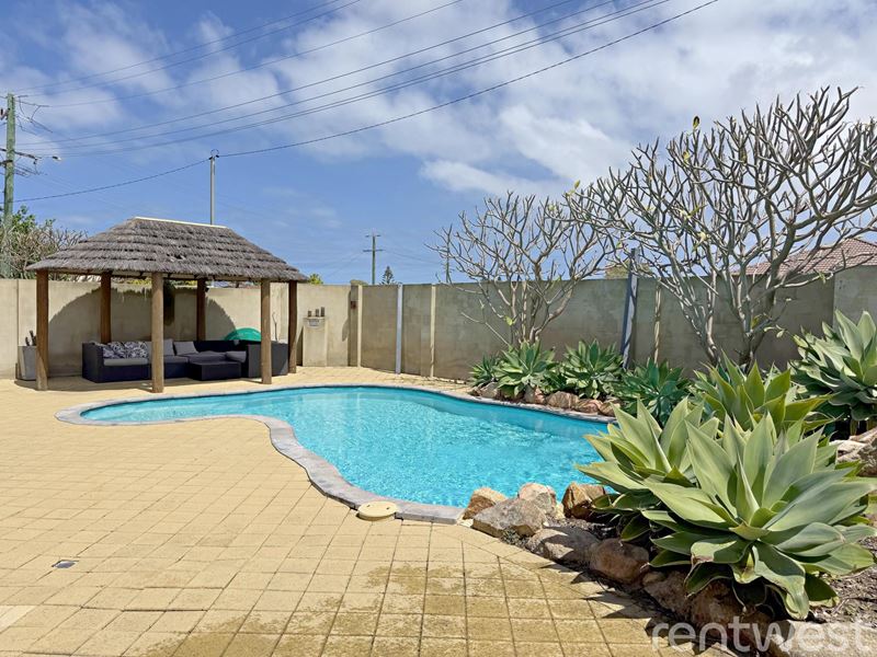 42 Adina Way, Rockingham