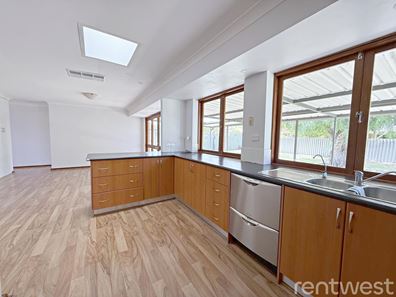 42 Adina Way, Rockingham WA 6168