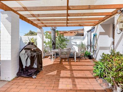 2/48-50 Sholl Street, Mandurah WA 6210