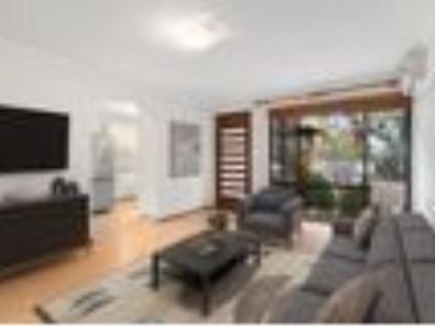 1/422 canning highway, Como WA 6152
