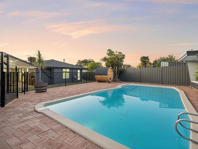 3 Terrigal Place, Maida Vale WA 6057