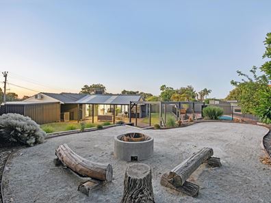 3 Terrigal Place, Maida Vale WA 6057