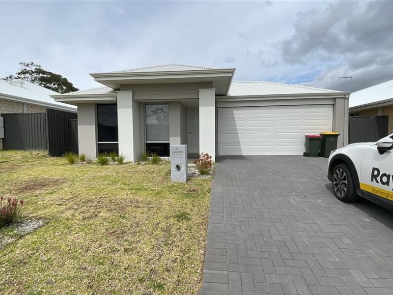 16 Farncomb Street, Byford WA 6122