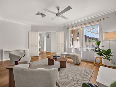 11 Tambora Bend, Madeley WA 6065