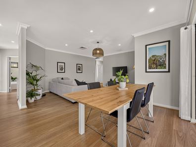 11 Tambora Bend, Madeley WA 6065