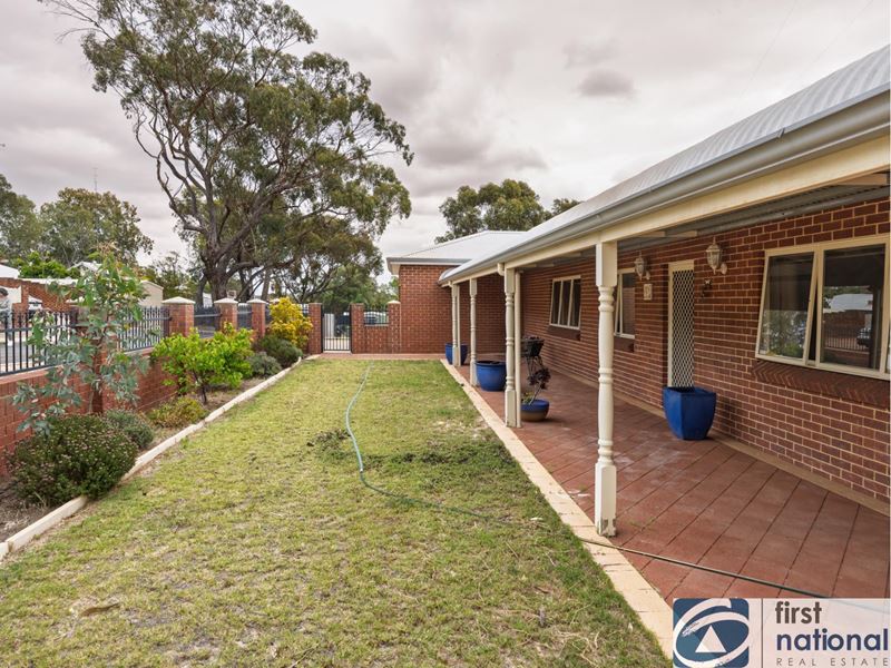 13 Thackrah Ave, Northam