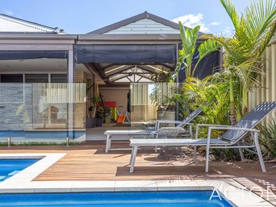 10 Bremer Way, Success WA 6164