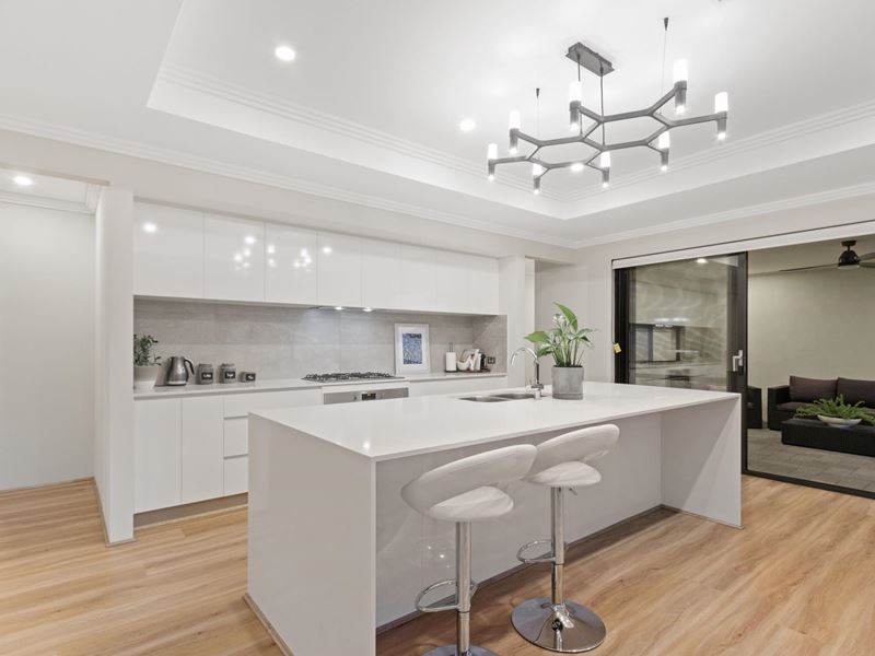 10 Bud Road, Piara Waters WA 6112