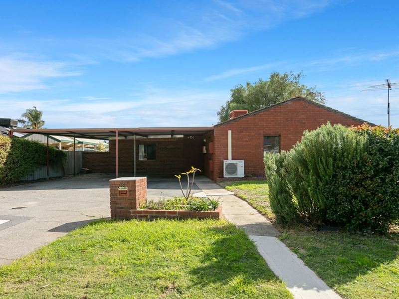 79 Blackadder Road, Swan View WA 6056