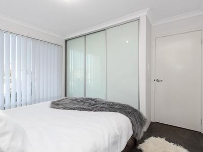 6 Telopea Way, Piara Waters WA 6112