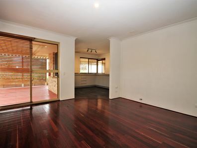 4 Wallaroo Way, Australind WA 6233
