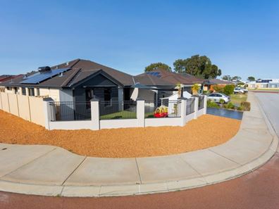 7 Tarn Drive, Canning Vale WA 6155