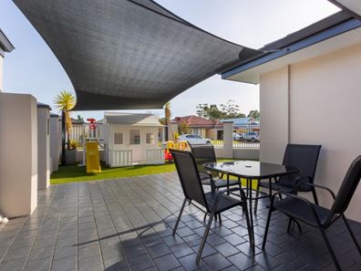 7 Tarn Drive, Canning Vale WA 6155