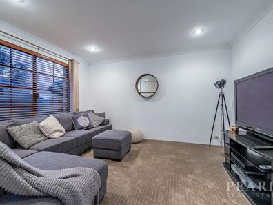 38 Cherokee Green, Clarkson WA 6030