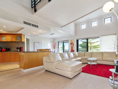 11/1 Stirling Street, South Perth WA 6151