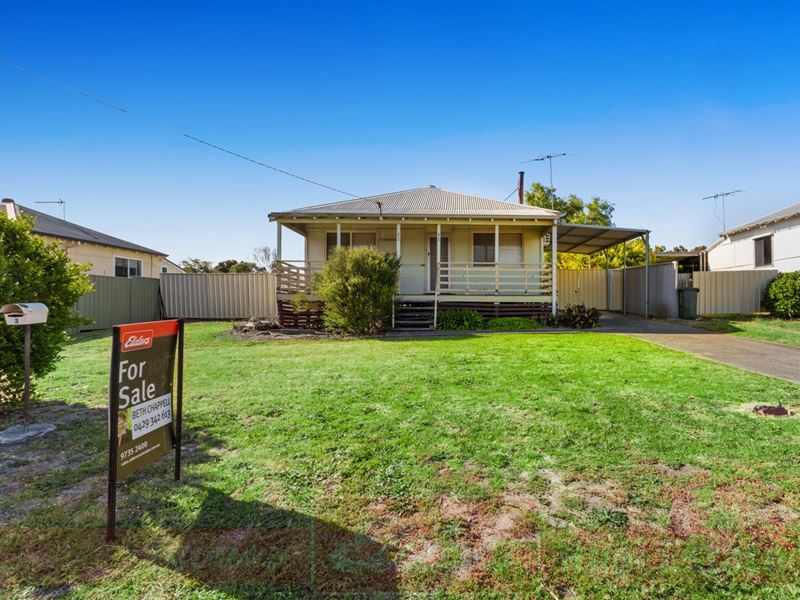 23 Evans Street, Collie