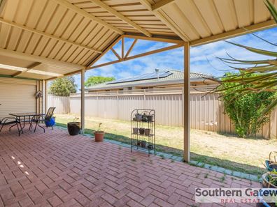 10 Reveley Close, Seville Grove WA 6112