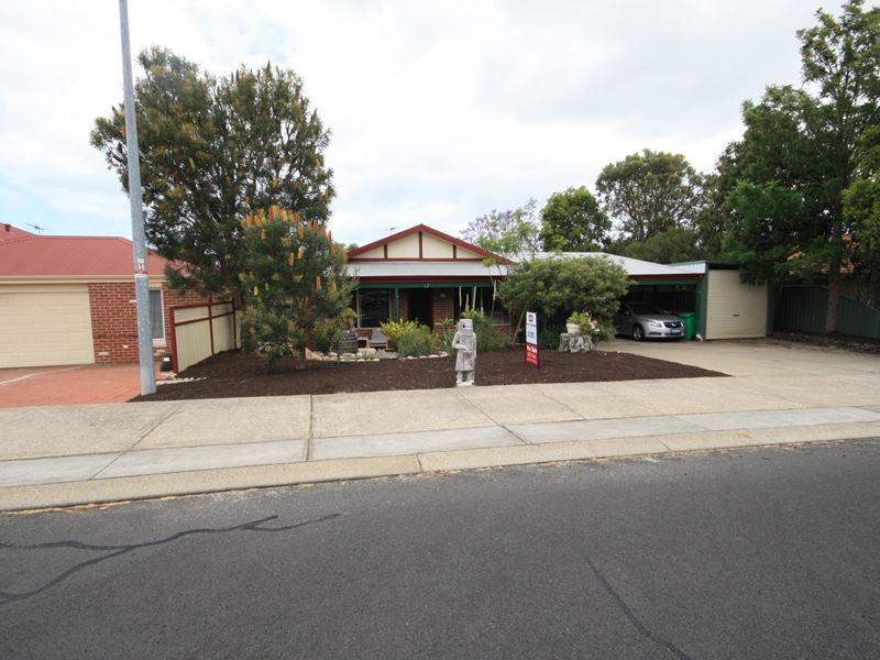78 Somerville Drive, College Grove