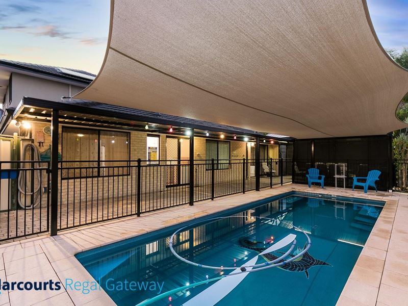 15 Reeves Entrance, Success
