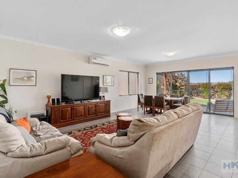 10/1 Tolj Loop, Aveley WA 6069
