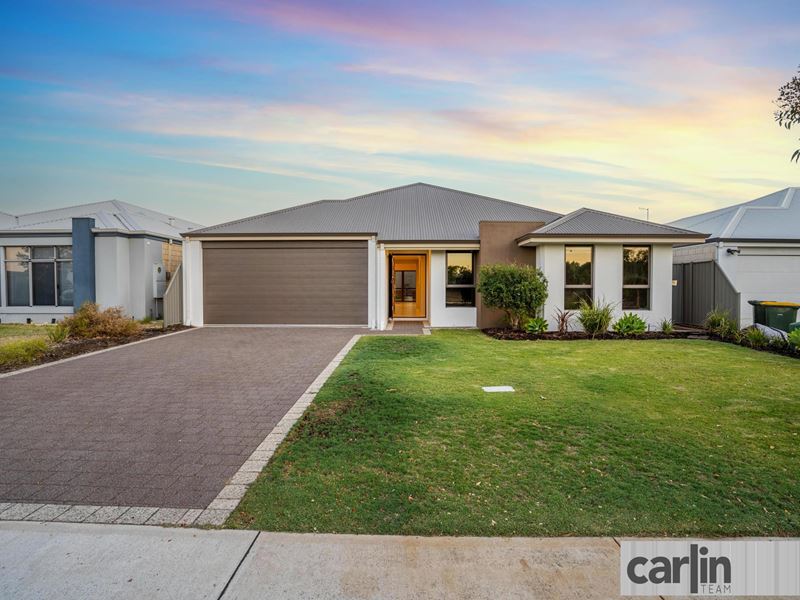 4 Litoria Drive, Wandi