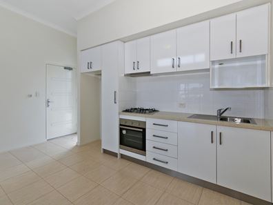 6/67 Bullfinch Street, Spearwood WA 6163