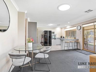 32 Petrel Close, Seville Grove WA 6112