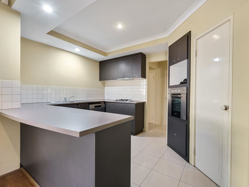 25 Pembrooke Lane, Canning Vale
