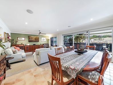 72 Lymburner Drive, Hillarys WA 6025