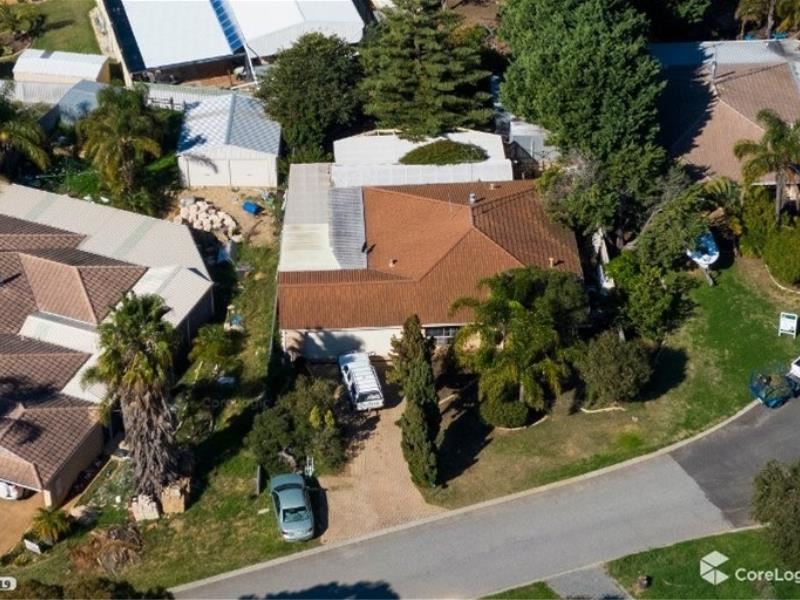 13 Olympus Rise, Greenfields